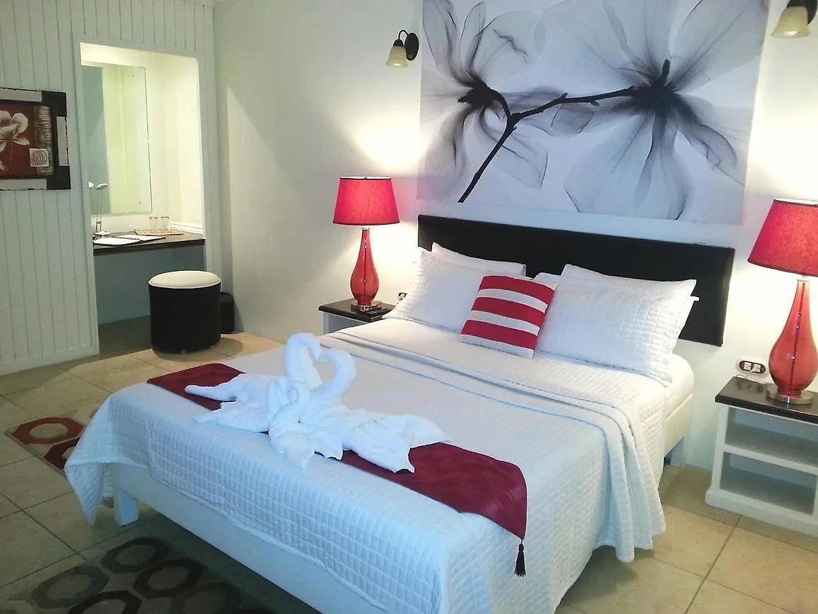 Chic - The Boutique Hotel And Conference Centre Crown Point 3*,