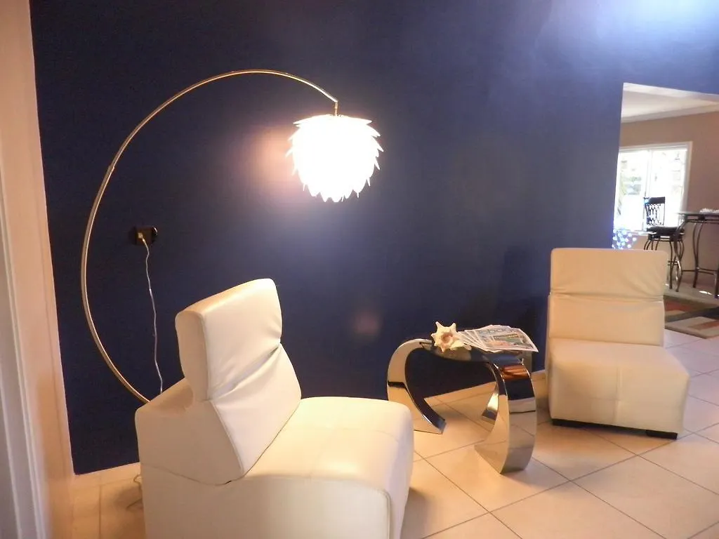 Chic - The Boutique Hotel And Conference Centre Crown Point 3*,  Trinidad a Tobago