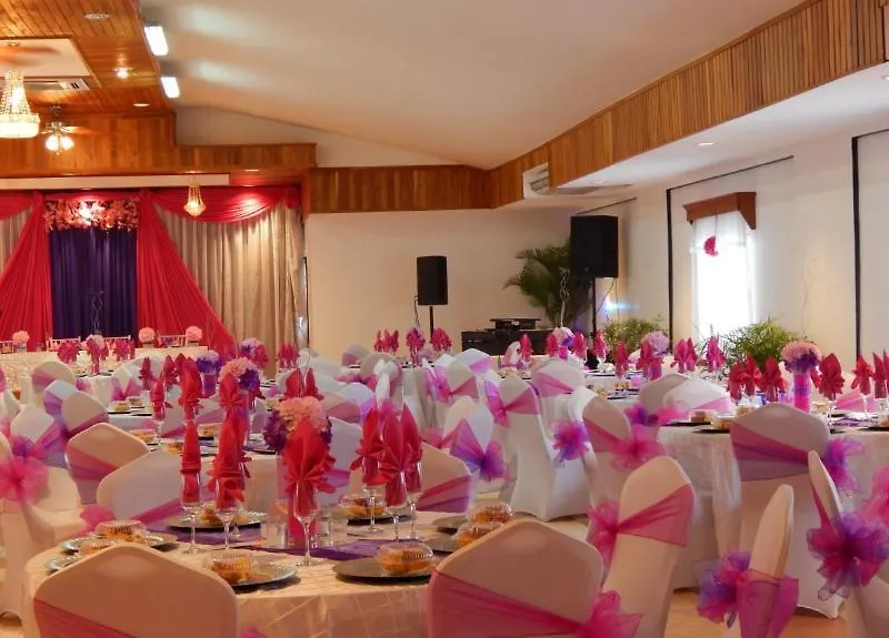 Chic - The Boutique Hotel And Conference Centre Crown Point