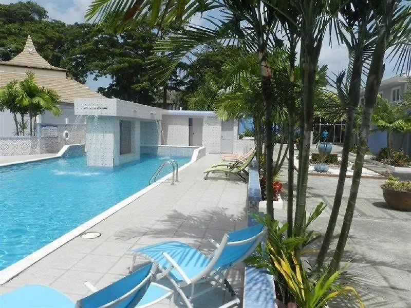 ***  Chic - The Boutique Hotel And Conference Centre Crown Point Trinidad och Tobago